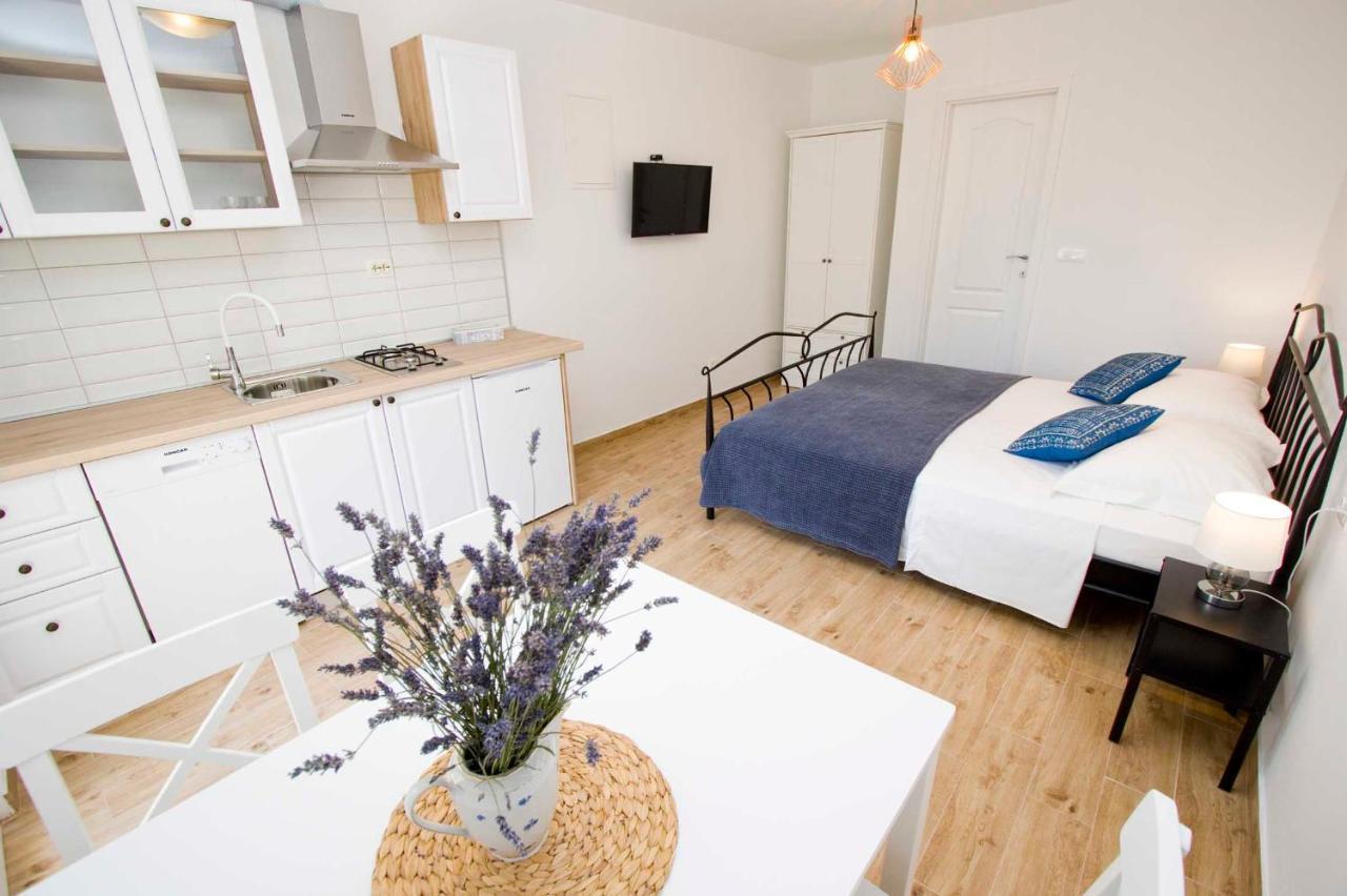 Apartmani Rustica Drašnice Exterior foto